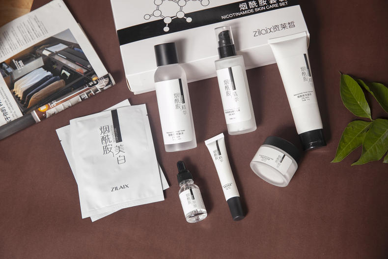 美白煙酰胺護(hù)膚套裝，28天美白淡斑肌膚水潤(rùn)