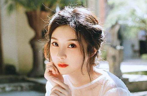 簡約昵稱二字女生，女生簡約昵稱二字